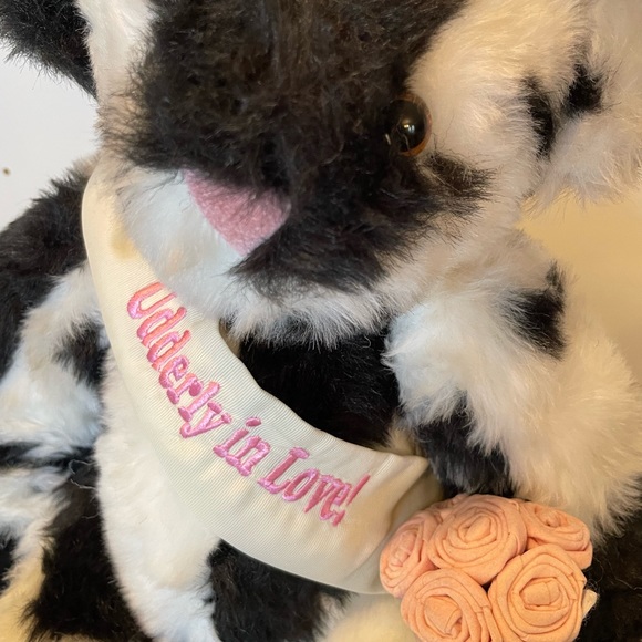 Vermont Teddy Bear Holstein Fur Udderly in Love Sash Bouquet Vintage Authentic - Picture 7 of 9